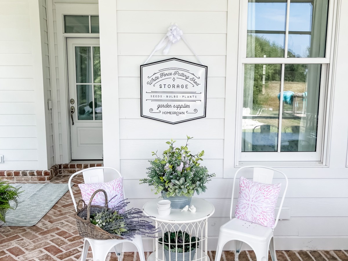 HartLand Screened Porch&nbsp;Makeover￼