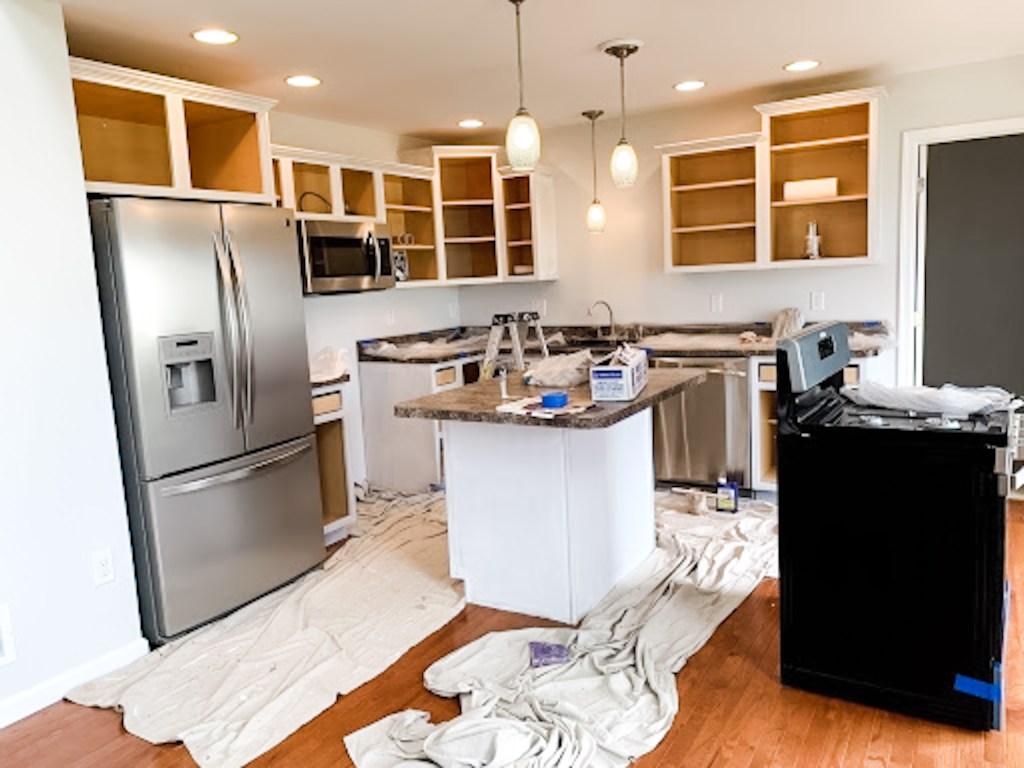painting kitchen cabinets- in progress-2