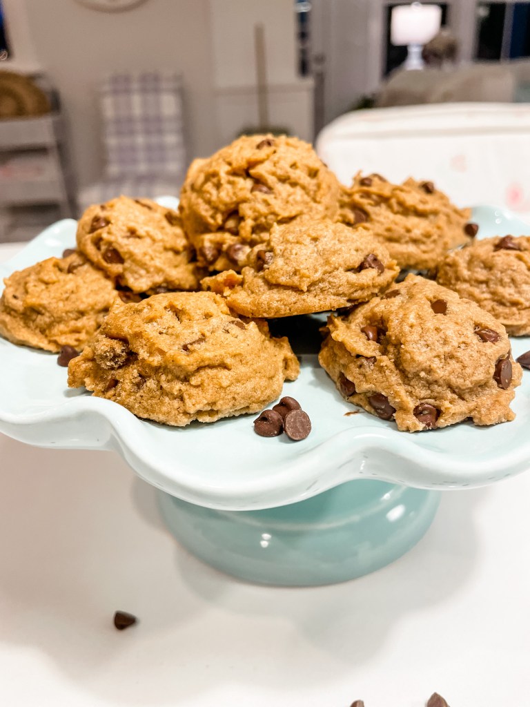 Flourless Peanut Butter Chocolate Chip Cookies