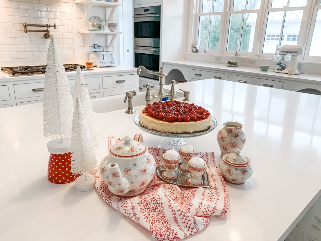 Cherry Cheese Cake on a decorative dish