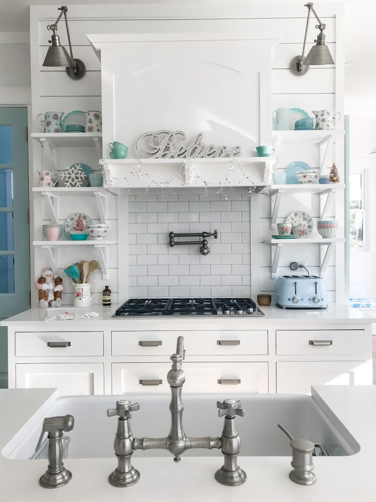 Christmas decor for your range hood