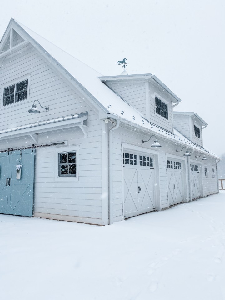 HartLand Barn in the snow